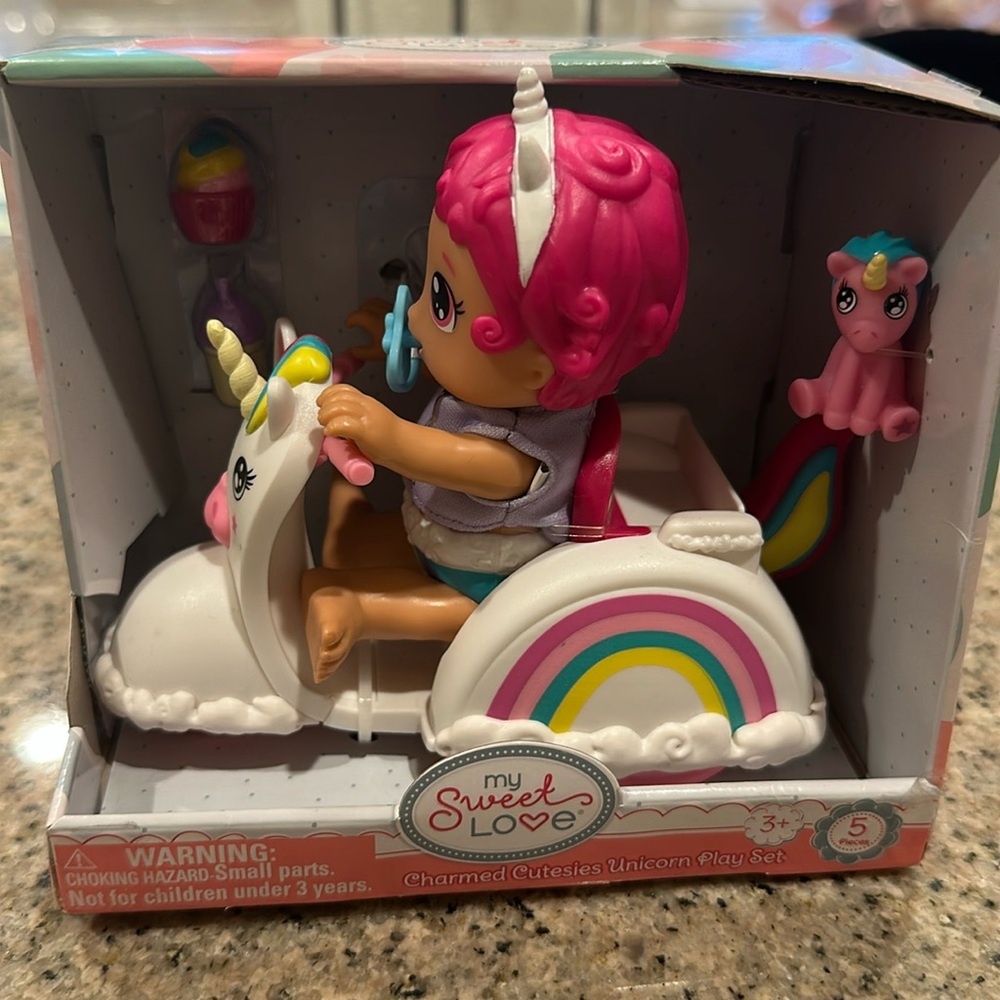 My sweet love charmed cutesies unicorn play set